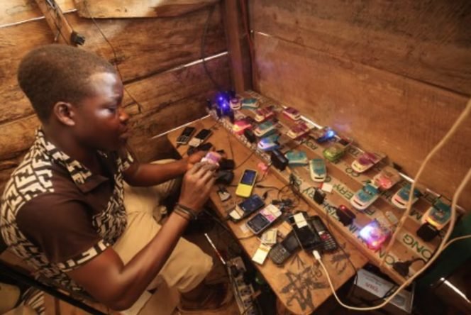 A small local business charging many phones at once